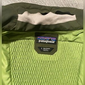 Patagonia men’s outdoor breaker